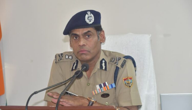 उत्तराखंड पुलिस एक्शन मोड में: ADG ने नैनीताल–ऊधमसिंहनगर में अपराध नियंत्रण पर दिए सख्त निर्देश